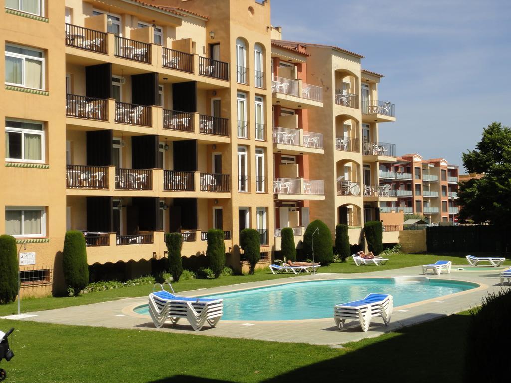 Bertur Gran Reserva Comte Empuries Empuriabrava Buitenkant foto