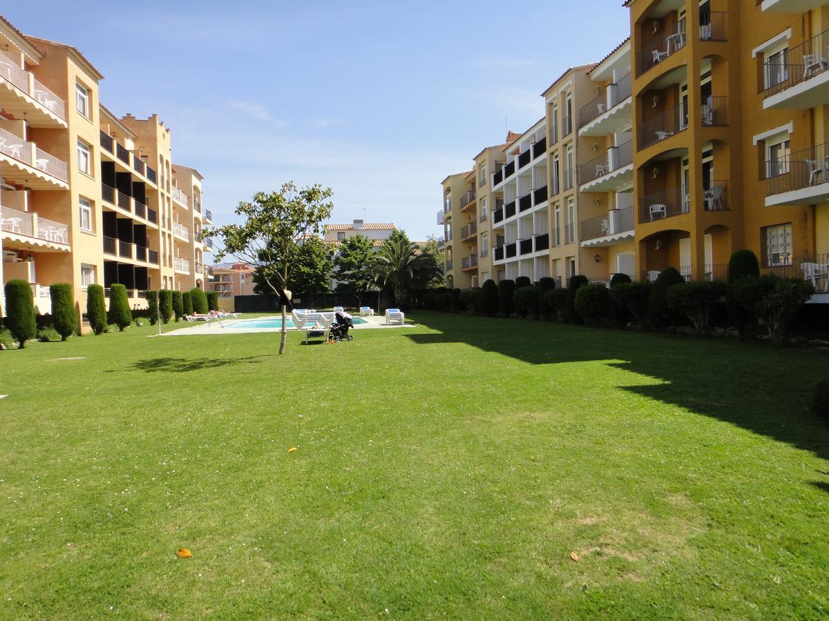 Bertur Gran Reserva Comte Empuries Empuriabrava Buitenkant foto