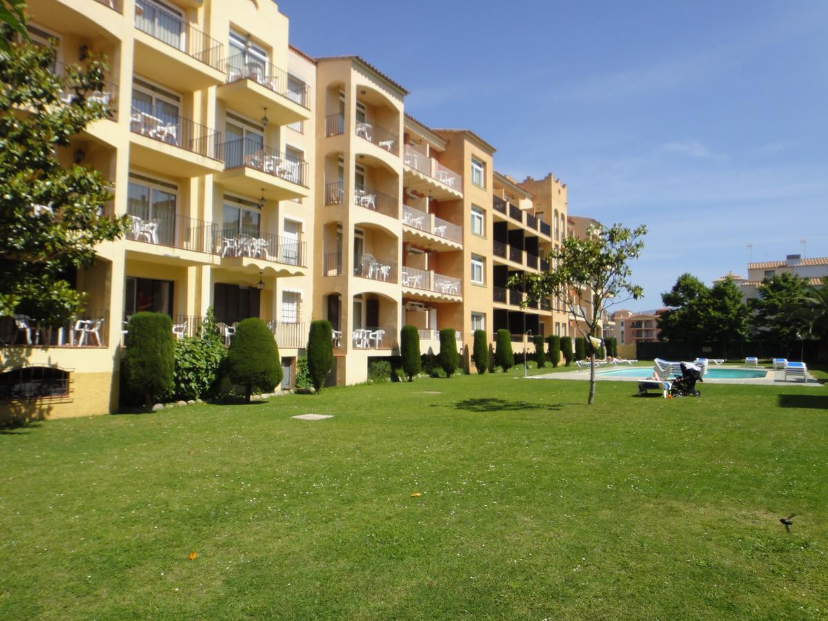 Bertur Gran Reserva Comte Empuries Empuriabrava Buitenkant foto