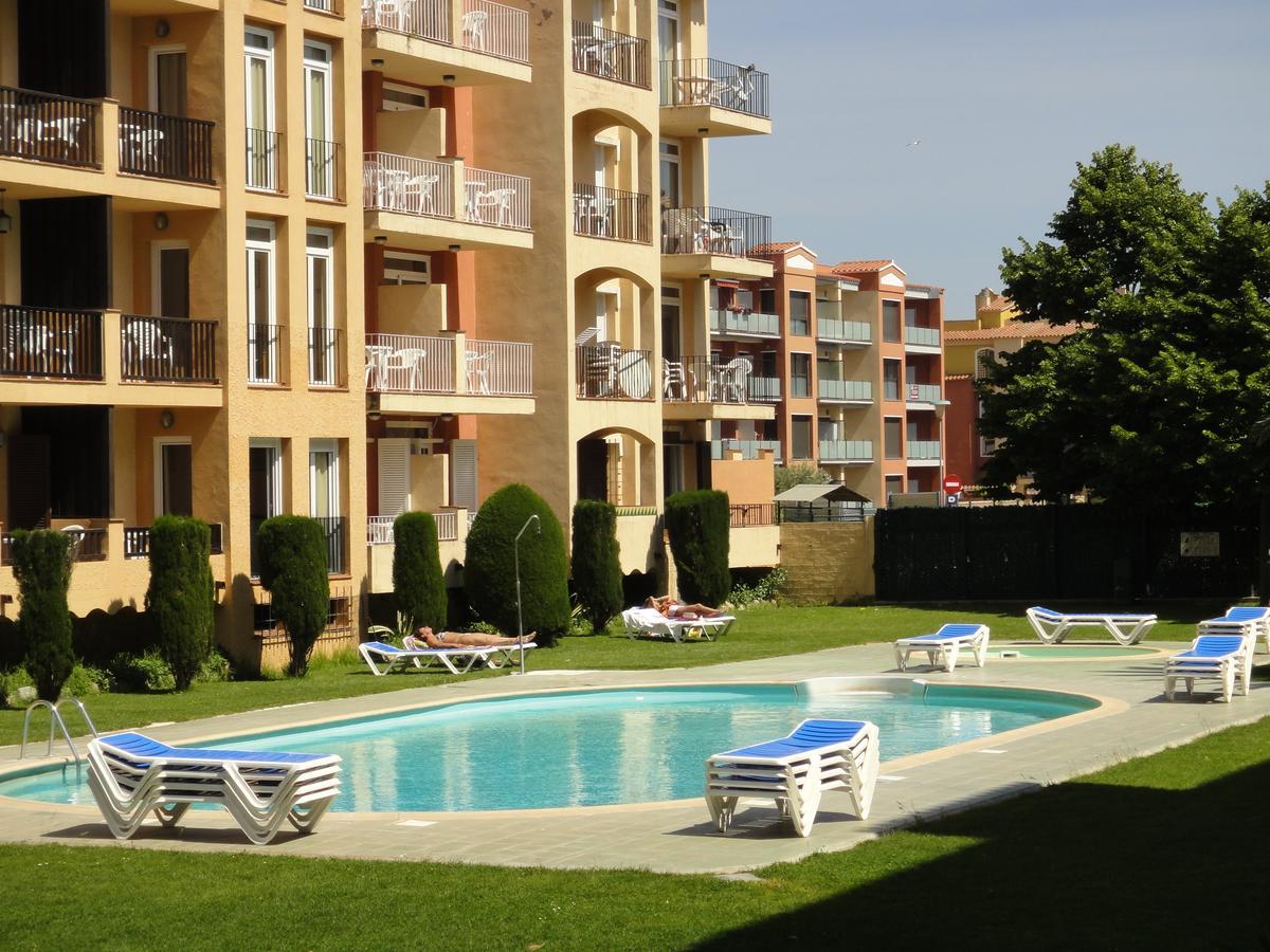 Bertur Gran Reserva Comte Empuries Empuriabrava Buitenkant foto